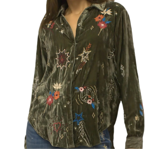 135. NWT WOMENS KYLA SEO S (FIT L) DETAIL TOP - Picture 2 of 5